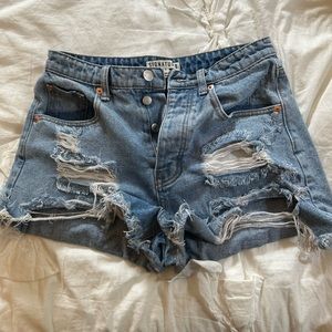 Signature 8 size small denim shorts